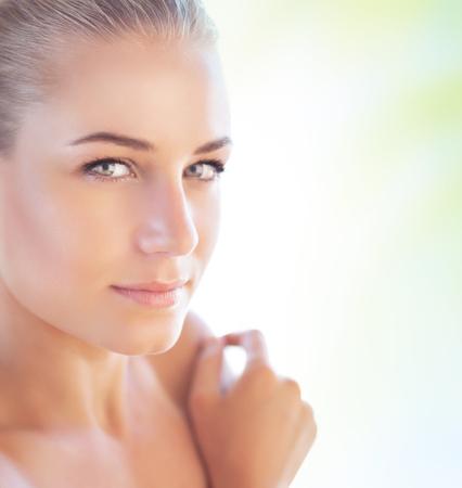 Használd fenti egyszerű vibrátor útmutatót a barátnőd kielégülésért!